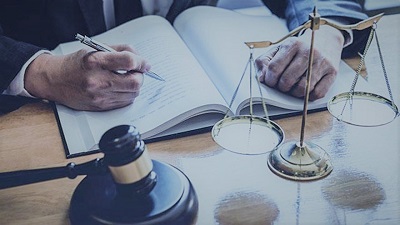 investugacion bufetes de abogados